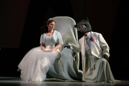 Sybille Philippin, Mezzosopran.